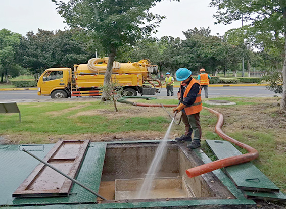 天涯镇化油池清理